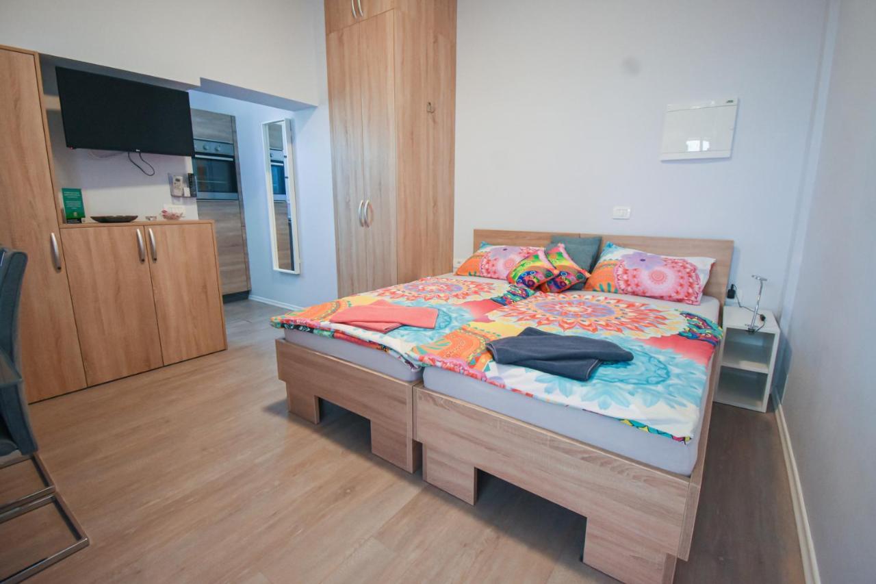 Pobegi Apartmaji Sobe Zvezda מראה חיצוני תמונה