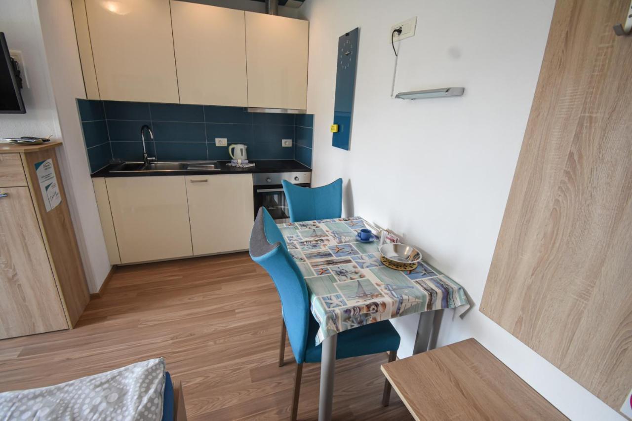 Pobegi Apartmaji Sobe Zvezda מראה חיצוני תמונה