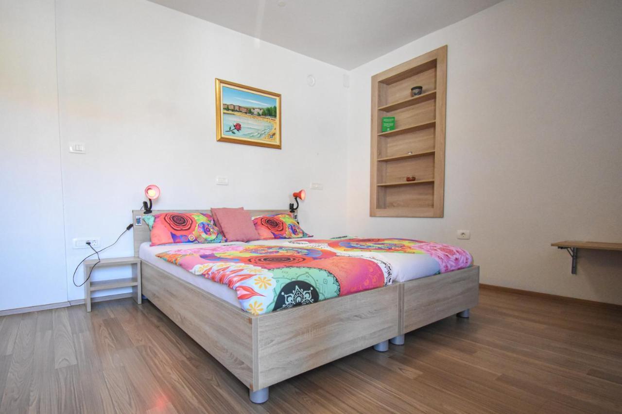 Pobegi Apartmaji Sobe Zvezda מראה חיצוני תמונה