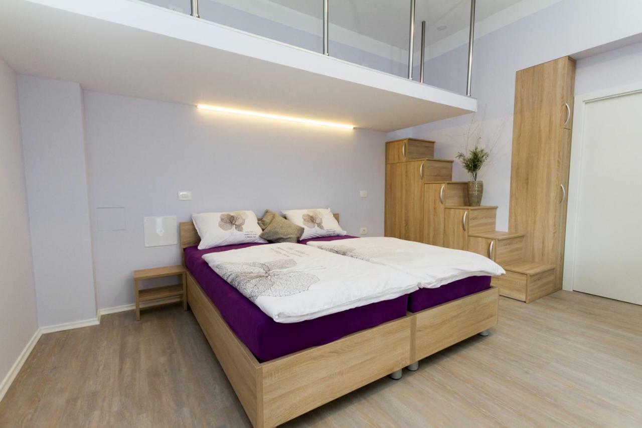 Pobegi Apartmaji Sobe Zvezda מראה חיצוני תמונה