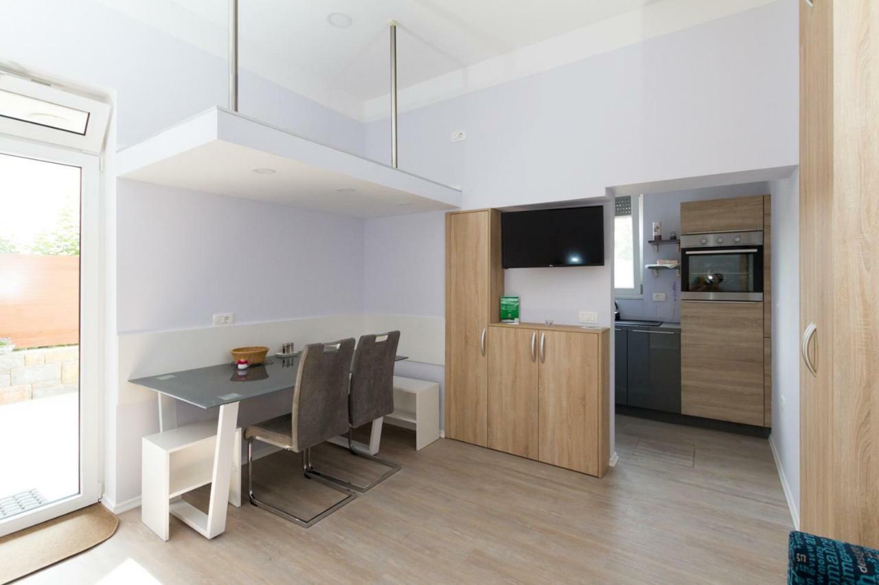 Pobegi Apartmaji Sobe Zvezda מראה חיצוני תמונה